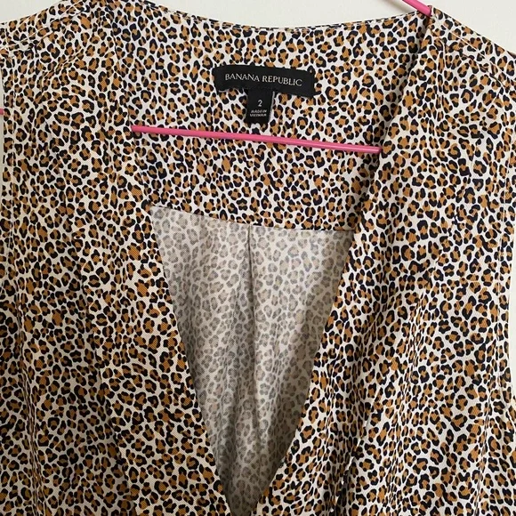 Banana Republic Jumpsuit Leopard Print - Picture 3 of 7
